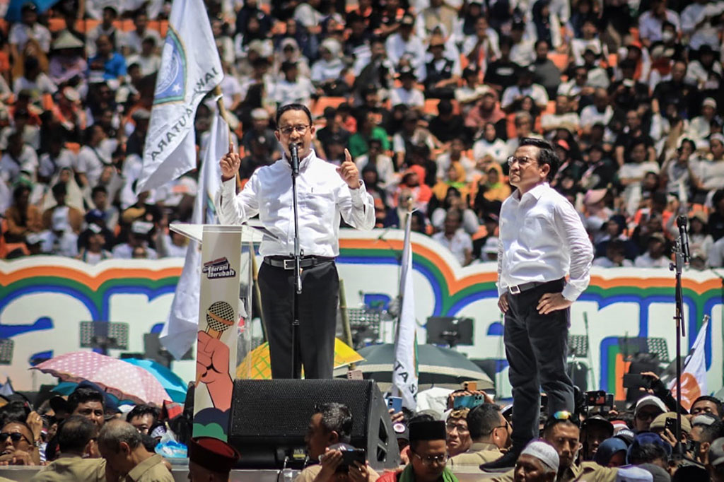 Calon presiden nomor urut 1, Anies Baswedan, mengatakan, Jakarta International Stadium (JIS) dipilih menjadi tempat kampanye terakhirnya karena bangunan tersebut 100 persen mahakarya anak bangsa Indonesia.