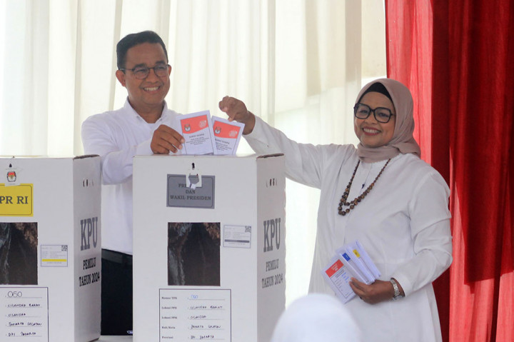 Menurut Anies, Pemilu merupakan peristiwa yang diikuti di seluruh dunia. Sehingga mereka pun merasa bangga dan terhormat bisa dilayani dengan baik para petugas KPPS.
