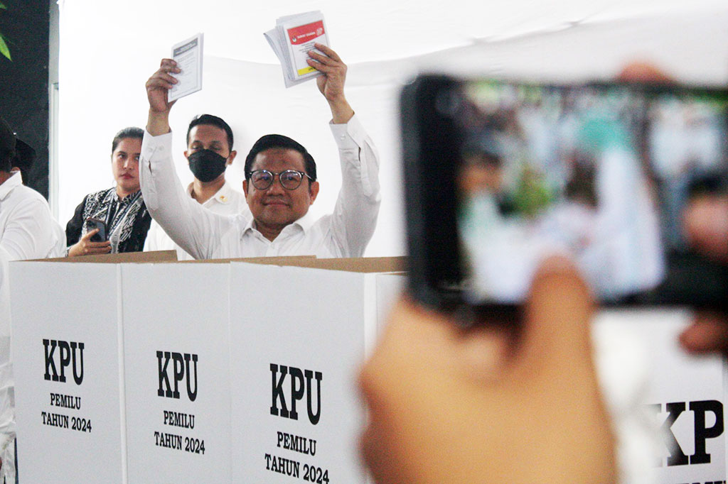 Ketua Umum PKB itu mengaku merasa plong setelah melakukan pencoblosan, karena namanya ada dalam surat suara sebagai calon wakil presiden. Sehingga dia pun berharap Pemilu 2024 bakal berlangsung lancar hingga selesai.