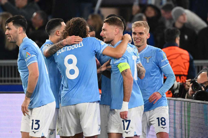 Pada menit ke-69, Immobile maju sebagai algojo penalti dan menuntaskan tugasnya dengan sempurna. Neuer melompat ke arah yang salah, bola masuk ke sudut kanan bawah. Lazio 1-0 Bayern.