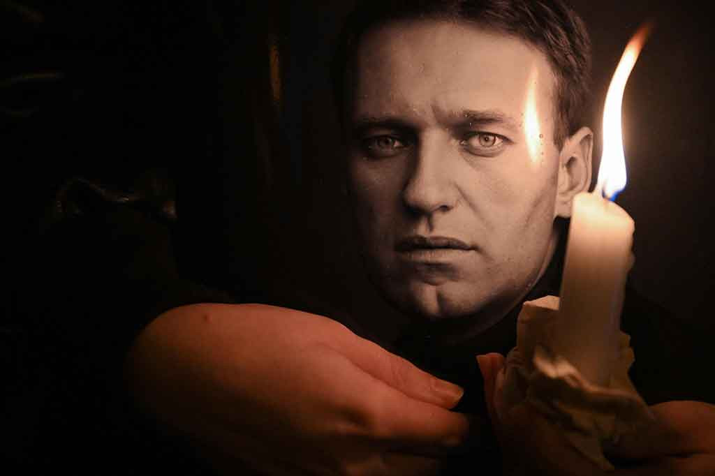 Tokoh oposisi Rusia Alexei Navalny meninggal dunia di penjara di Kawasan Otonom Yamalo-Nenets di utara negara tersebut. Demikian dikabarkan Dinas Pemasyarakatan Federal daerah itu pada Jumat, 16 Februari 2024.