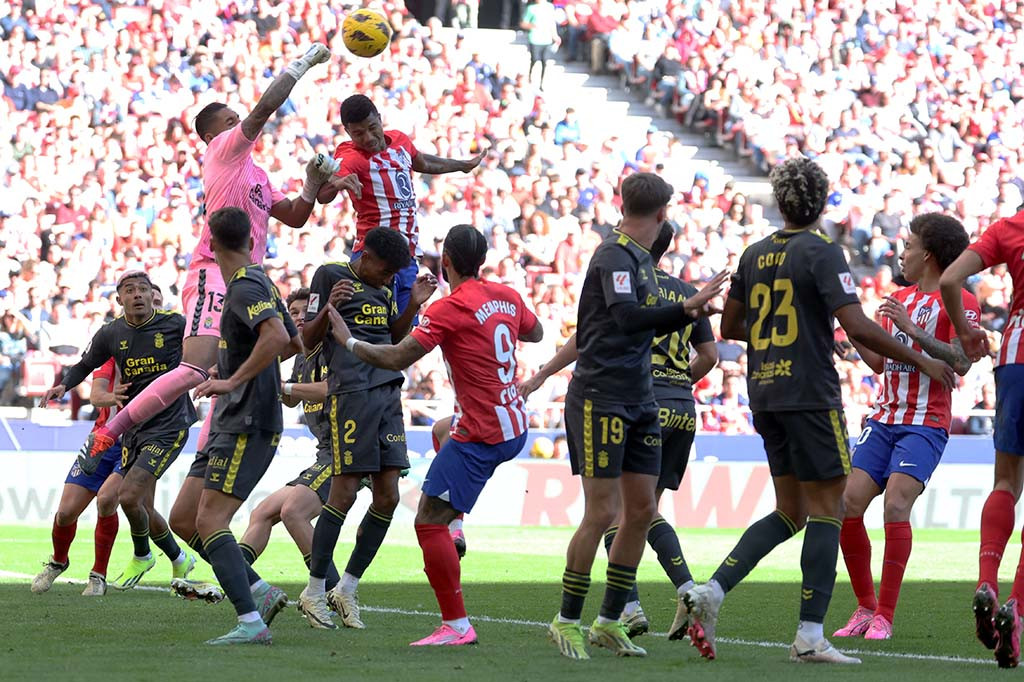Atletico Madrid membantai Las Palmas dengan lima gol tanpa balas dalam laha Liga Spanyol di Stadion Wanda Metropolitano, Madrid, Sabtu, 17 Februari 2024.