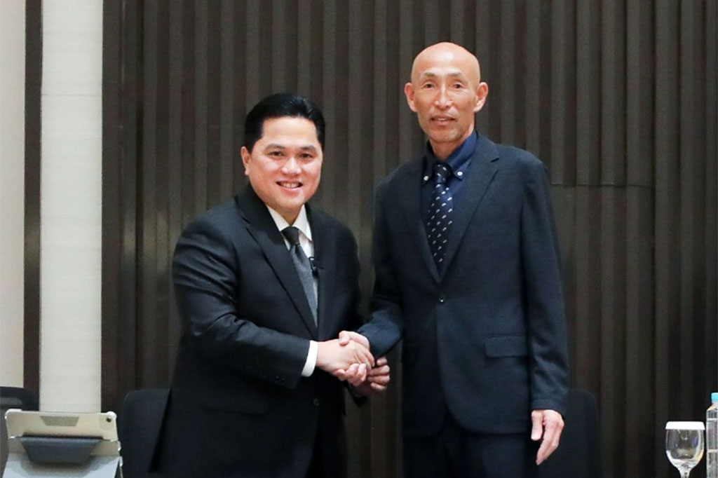 Persatuan Sepak Bola Seluruh Indonesia (PSSI) menunjuk Satoru Mochizuki sebagai pelatih tim nasional putri Indonesia. Ketua Umum PSSI Erick Thohir menyatakan Satoru Mochizuki dikontrak selama dua tahun untuk menangani timnas putri Indonesia.