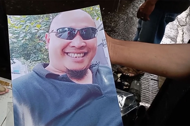 Eri Fajar Nugraha meninggalkan dua anak. Hingga saat ini belum ada santunan dari KPU Kota Bandung maupun KPU Jawa Barat.