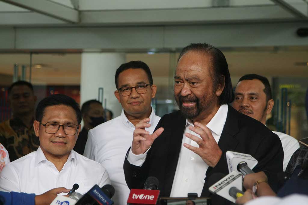 Surya Paloh mengatakan dorongan hak angket tidak hanya berasal dari partai pengusung Ganjar Pranowo-Mahfud MD PDI Perjuangan. Media massa juga dinilai berperan mewujudkan hak angket terlaksana.