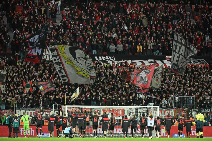 Hasil ini membuat Leverkusen makin kokoh di puncak klasemen Bundesliga dengan 61 poin. Mereka unggul 11 poin dari Bayern Munchen di peringkat dua. Sementara itu, Mainz makin sulit keluar dari zona degradasi, karena masih mengoleksi 15 poin dari 23 pertandingan.