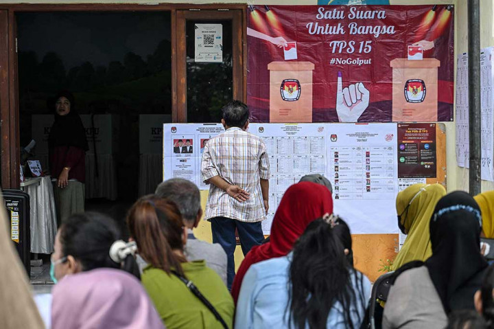 Dia menjelaskan berdasarkan hasil pengawasan Bawaslu, penyebab digelar PSU di TPS 27 karena adanya oknum pemilih yang tidak masuk ke dalam DPT, DPTb, maupun DPK, namun bisa menyalurkan hak pilihnya pada 14 Februari lalu.