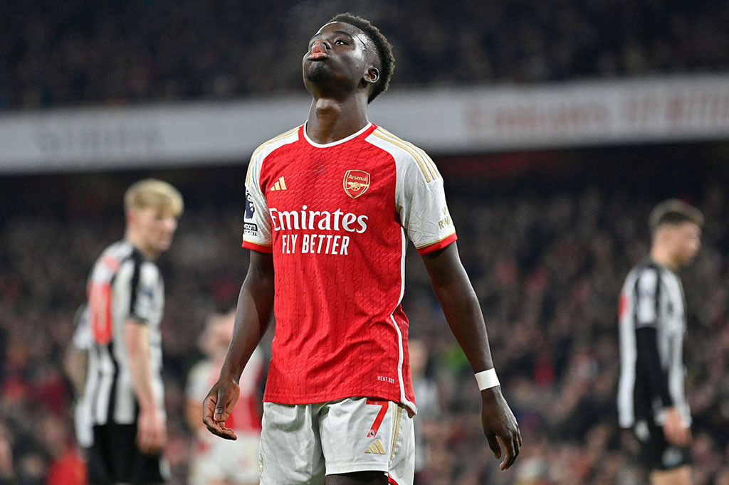 Memasuki babak kedua, Arsenal masih menguasai tempo pertandingan. Hasilnya, mereka berhasil menambah gol pada menit ke-65 lewat tembakan melengkung Bukayo Saka memanfaatkan umpan Havertz.