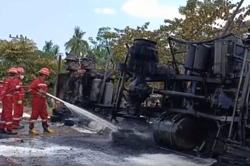 Kejadian ini menarik perhatian masyarakat karena kobaran api terlihat semakin membesar. Tidak ada korban jiwa dalam peristiwa ini. Tiga unit mobil pemadam kebakaran Kota Dumai dibantu tim pemadam Pertamina dikerahkan ke lokasi. Api berhasil dipadamkan setelah operasi selama hampir tiga jam.