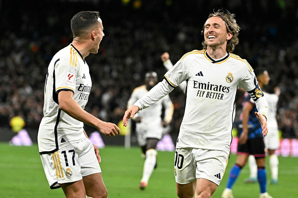 Real Madrid semakin kokoh di puncak klasemen setelah mengalahkan Sevilla 1-0 pada pertandingan Liga Spanyol di Stadion Santiago Bernabeu, Madrid, Senin, 26 Februari 2024 dini hari WIB.