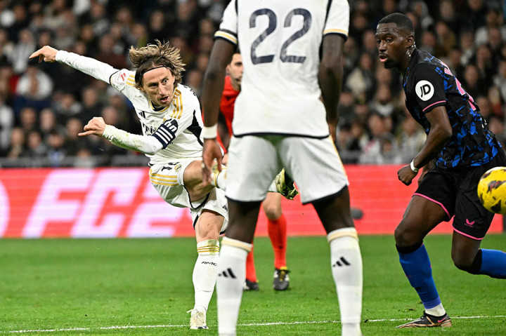 Los Blancos akhirnya memecah kebuntuan pada menit 81 lewat gol jarak jauh Luka Modric sehingga skor berubah menjadi 1-0 untuk keunggulan tim tuan rumah. Skor tersebut bertahan hingga pertandingan selesai.