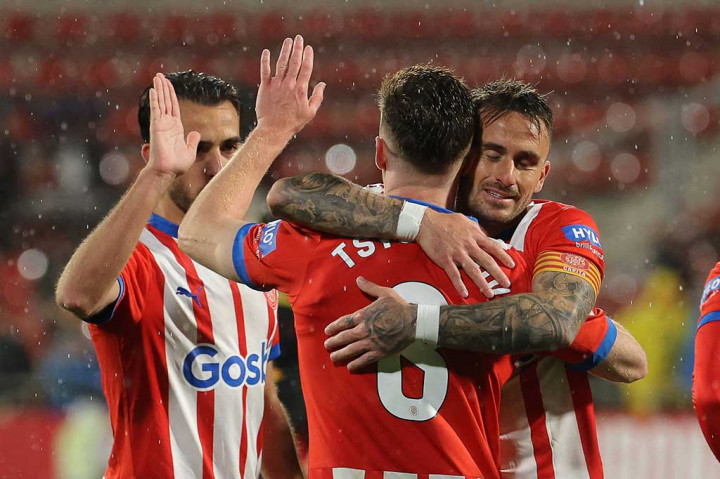 Setelah bermain imbang 0-0 di babak pertama, pemain sayap asal Ukraina Viktor Tsygankov mencetak gol pembuka untuk Girona pada menit ke-52 melalui penyelesaian dengan kaki samping yang mulus.