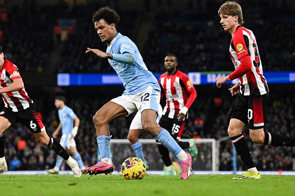 Bobb dari Norwegia telah mencetak dua gol dalam 16 penampilan musim ini, termasuk gol penentu kemenangan di menit-menit terakhir di Newcastle pada bulan Januari.