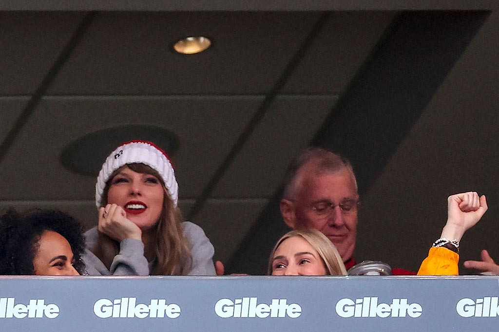 Polisi Australia mengatakan mereka sedang menyelidiki seorang pria berusia 71 tahun atas dugaan penyerangan terhadap seorang fotografer di Sydney pada Selasa, 27 Februari 2024 dini hari. Penuduh mengidentifikasi pria tersebut sebagai ayah Taylor Swift.