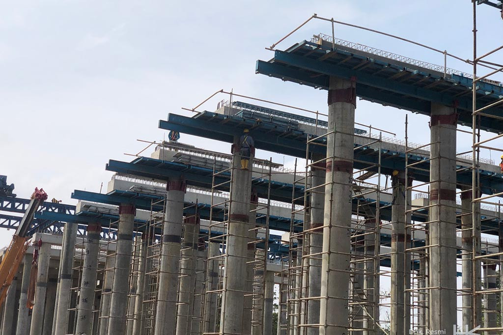 Proyek yang memiliki panjang jalan utama 15,4 km dan jalan akses sepanjang 1,8 km, telah dimulai pembangunannya pada Mei 2023 dan ditargetkan selesai di Juni 2024 mendatang dengan progres saat ini mencapai 54,28%.