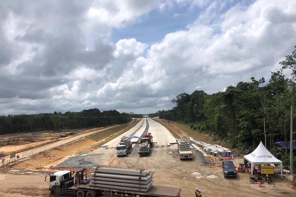 Executive Vice President (EVP) Sekretaris Perusahaan Hutama Karya Tjahjo Purnomo mengatakan kehadiran jalan tol pertama di Jambi ini akan meningkatkan sektor perekonomian serta mempermudah akses dan konektivitas antar provinsi di Pulau Sumatra.