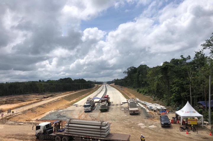 Executive Vice President (EVP) Sekretaris Perusahaan Hutama Karya Tjahjo Purnomo mengatakan kehadiran jalan tol pertama di Jambi ini akan meningkatkan sektor perekonomian serta mempermudah akses dan konektivitas antar provinsi di Pulau Sumatra.