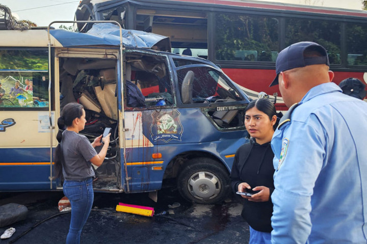 “Saya telah menginstruksikan tim dan lembaga terkait untuk memberikan semua dukungan yang diperlukan di masa sulit ini,” tambahnya.