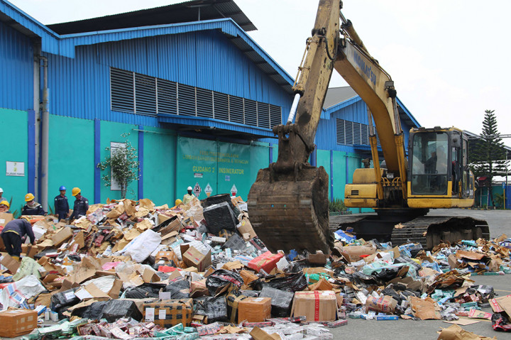 Kepala Kantor Bea Cukai Sidoarjo Rudy Hery Kurniawan mengatakan, barang yang dimusnahkan hasil penindakan dari empat wilayah. Yaitu Kabupaten Sidoarjo, Kota Surabaya, Kabupaten Mojokerto dan Kota Mojokerto.
