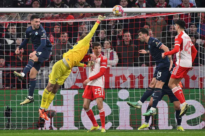 Lazio memiliki terlebih dahulu lewat tendangan Matteo Guendouzi yang masih belum menemui sasaran. FC Hollywood tak tinggal diam dan berbalik memberikan ancaman melalui tendangan Leroy Sane, namun bola dapat diamankan kiper Lazio Ivan Provedel.