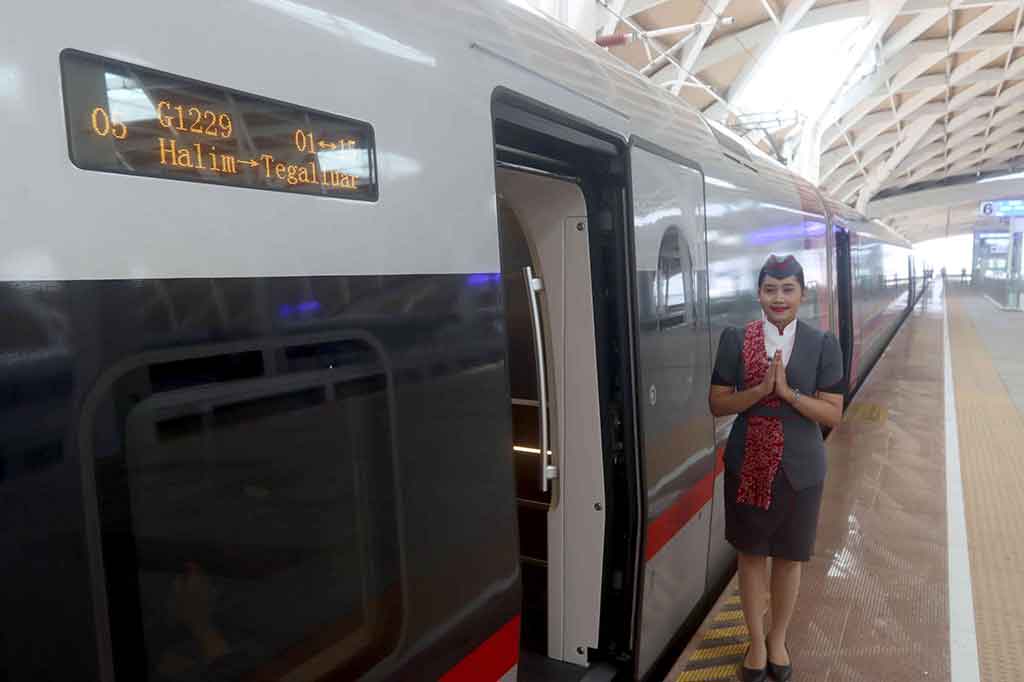 Lebih lanjut, Dwiyana menyebut penerapan skema dynamic pricing atau tarif dinamis yang mulai diberlakukan pada Februari lalu dinilai sangat membantu para penumpang untuk membuat rencana perjalanan yang lebih sesuai dengan kebutuhan dan daya beli. 