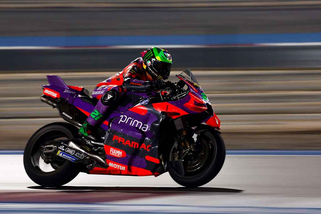 Martin mencatatkan waktu lap 1 menit 50,789 detik, yang sekaligus menjadikannya sebagai pembalap tercepat sepanjang masa di Sirkuit Internasional Lusail.