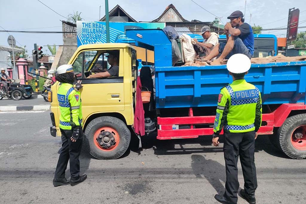 Operasi Keselamatan Progo 2024 yang teah berlangsung selama seminggu menunjukkan terjadinya kenaikan angka pelanggaran lalu dibandingkan dengan seminggu pelaksanaan operasi serupa tahun lalu. 