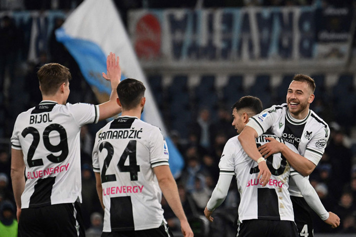 Udinese lantas merestorasi keunggulan mereka pada menit ke-51. Sepakan keras Oier Zarraga dari luar kotak penalti membuat tim Friuli tersebut kembali memimpin.
