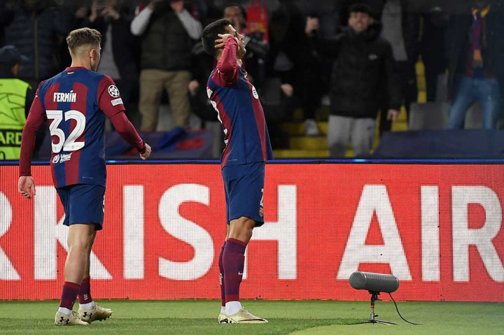 Memasuki menit ke-17, Joao Cancelo menggandakan keunggulan tuan rumah. Gol berawal saat Raphinha masuk ke kotak penalti Napoli kemudian melepaskan sepakan yang membentur tiang gawang. Bola pantul kemudian disambar Cancelo masuk ke gawang tim tamu.