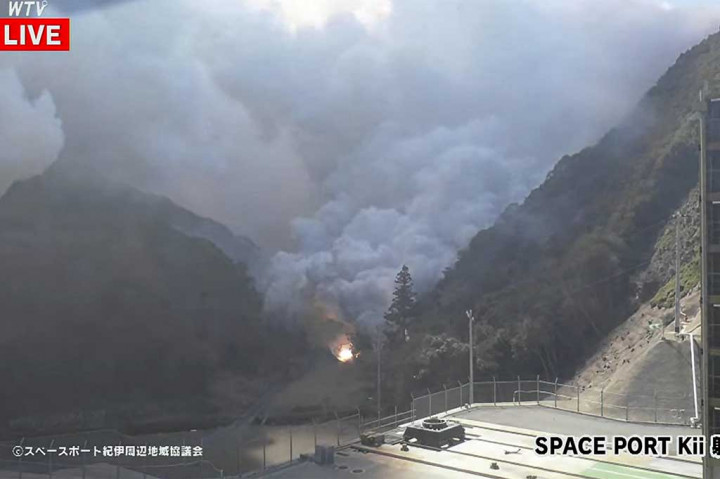 Sebuah roket yang dibuat oleh sebuah perusahaan Jepang meledak beberapa detik setelah peluncuran pada Rabu, 13 Maret 2024. Ini merupakan sebuah kegagalan spektakuler dalam upaya perusahaan rintisan tersebut untuk menempatkan satelit ke orbit.