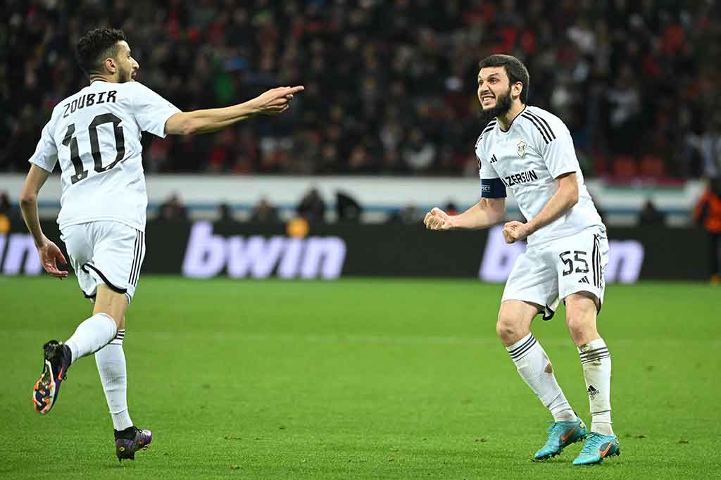 Qarabag memecah kebuntuan terlebih dahulu pada menit ke-58. Serangan balik cepat ditutup dengan umpan silang Andrade untuk dikonversi untuk menjadi gol oleh Abdellah Zoubir. 1-0 untuk tim tamu.