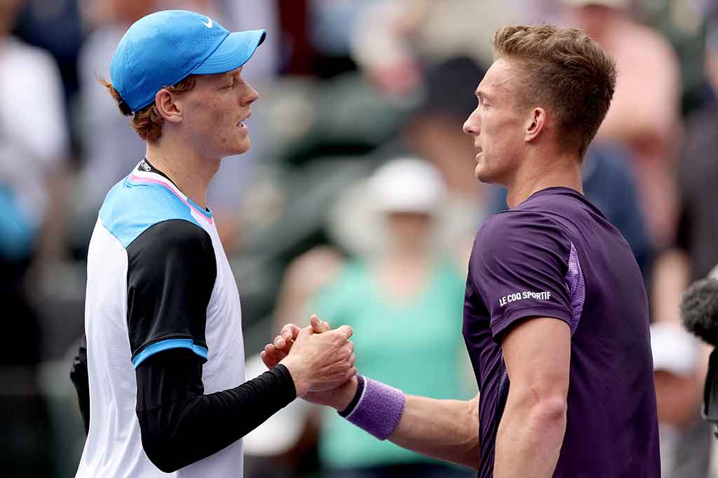 Keberhasilannya tersebut meningkatkan rekor kemenangan secara beruntunnya menjadi 19-0. Rekor kemenangan berturut-turut Sinner diawali dari final Piala Davis tahun lalu dan catatan 16-0 selama 2024.