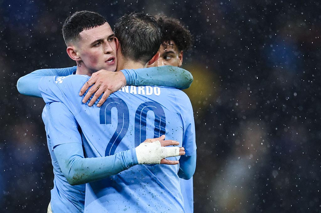 Tidak ada gol tambahan yang terjadi hingga pertandingan berakhir. Skor 2-0 bertahan dan Manchester City berhak melaju ke semifinal. 