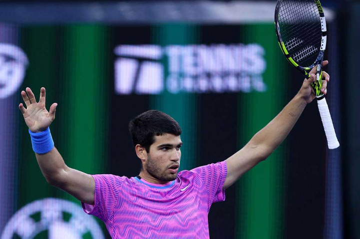 Ini adalah tahun kedua berturut-turut Alcaraz menghentikan Sinner di semifinal Indian Wells.
