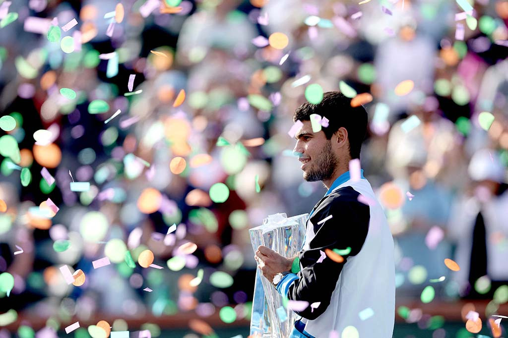 Alcaraz dan Medvedev juga bertemu di final Indian Wells satu tahun lalu, ketika Alcaraz menang 6-3, 6-2.