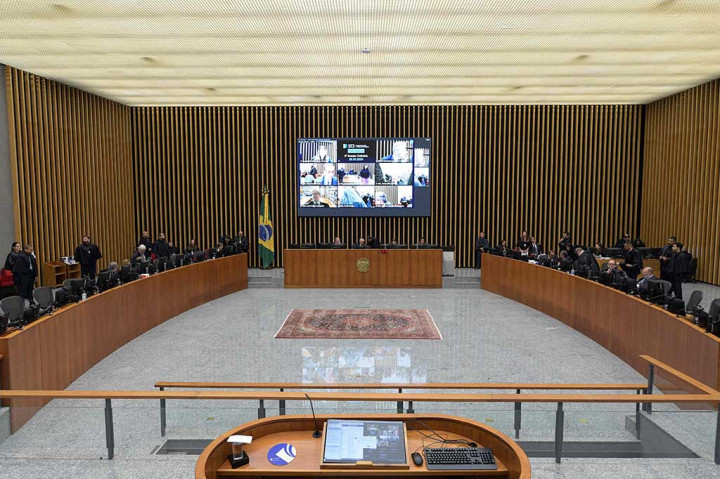 Pengadilan Tinggi Brasil menggelar pengadilan khusus yang akan menilai homologasi hukuman pengadilan Italia atas kasus pemerkosaan yang dilakukan mantan pemain sepak bola Robinho, di Brasilia pada Rabu, 20 Maret 2024.