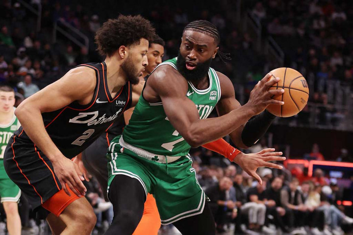 Boston Celtics meraih delapan kemenangan beruntun berkat performa apik yang ditunjukkan shooting guard Jaylen Brown.