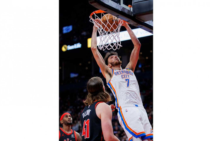 Raptors dipimpin oleh rookie Gradey Dick dengan 21 poin dan Kelly Olynyk dengan 16 poin.