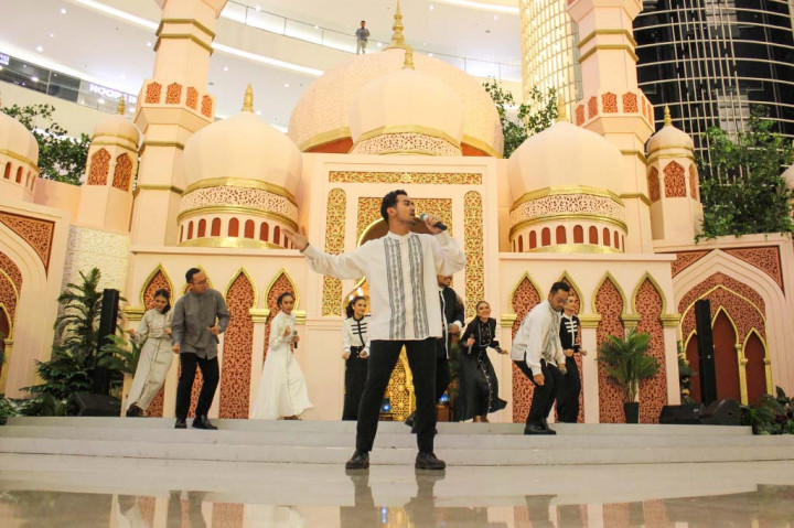 (TAMAN) yang menampilkan beragam kesenian Betawi, seperti seni tari, seni musik, peragaan busana hingga lenong khas Betawi. Acara ini dilaksanakan pada Hari Sabtu, 23 Maret 2024 di Senayan City, agar dapat dinikmati oleh masyarakat Jakarta secara umum.  