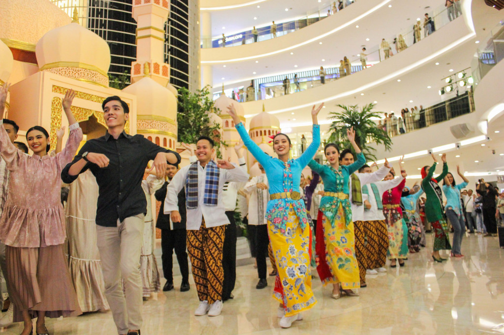 “Semoga TAMAN tahun ini dapat memberikan manfaat bagi performer dan penontonnya, dan tentunya menjadi ajang silahturahmi bagi para Ikatan Abang None Jakarta lintas wilayah dan lintas angkatan,