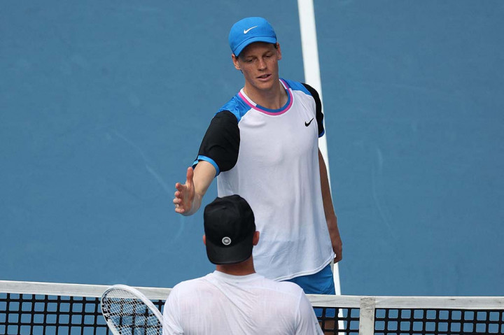 Sinner akan menghadapi pemenang pertandingan antara Christopher O'Connell dari Australia dan Martin Damm dari Amerika.