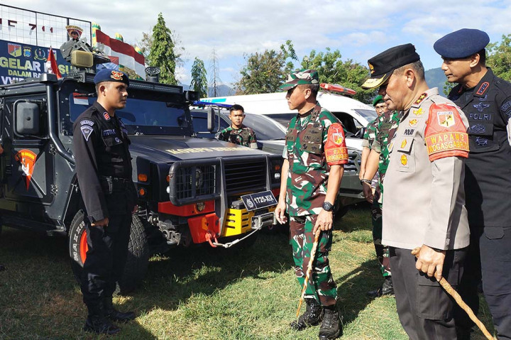 Sebanyak 4.925 personel gabungan TNI, Polri, dan unsur terkait disiagakan menjelang kedatangan Presiden Joko Widodo dalam agenda kunjungan kerjanya di Sulawesi Tengah, yang dijadwalkan akan berlangsung pada Selasa, 26 Maret 2024 hngga Rabu, 27 Maret 2024.