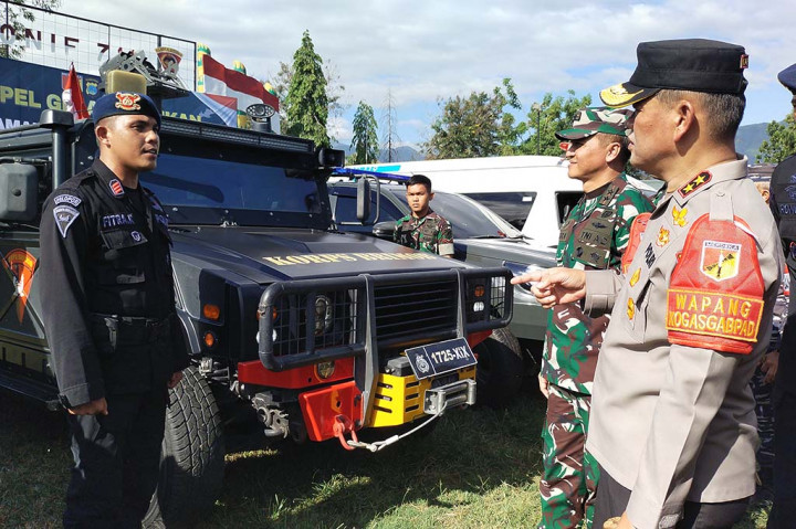 Usai Apel Gelar Pasukan dalam rangka pengamanan VVIP kunjungan kerja Presiden Joko Widodo di wilayah Sulawesi Tengah, yang berlangsung di lapangan upacara Yonif 711/Raksatama, Pangdam XIII/Merdeka, Mayjen TNI Candra Wijaya menyatakan seluruh kesiapan sudah dilakukan.
