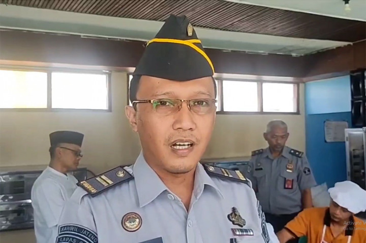 Kasi Binadik dan Giatja Lapas Kelas II B Pati, Eko Budihartanto, mengatakan, program ini merupakan bagian dari pembinaan kemandirian bagi para napi. Mereka telah mendapat pelatihan dan sertifikat keterampilan tata boga. Ini sudah berlangsung 3 tahun, diharapkan nanti bermanfaat bagi para napi setelah bebas, dan kembali maayarakat.