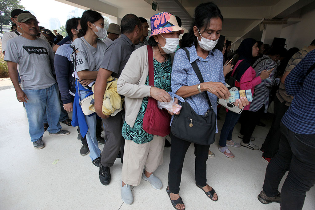 Masyarakat dapat menukarkan uangnya untuk pecahan antara lain Rp2.000, Rp10.000, Rp20.000 dan Rp50.000. Dalam realisasi penukaran rupiah di tahun-tahun sebelumnya, sebagian besar masyarakat menukarkan uangnya kurang dari Rp4 juta. 