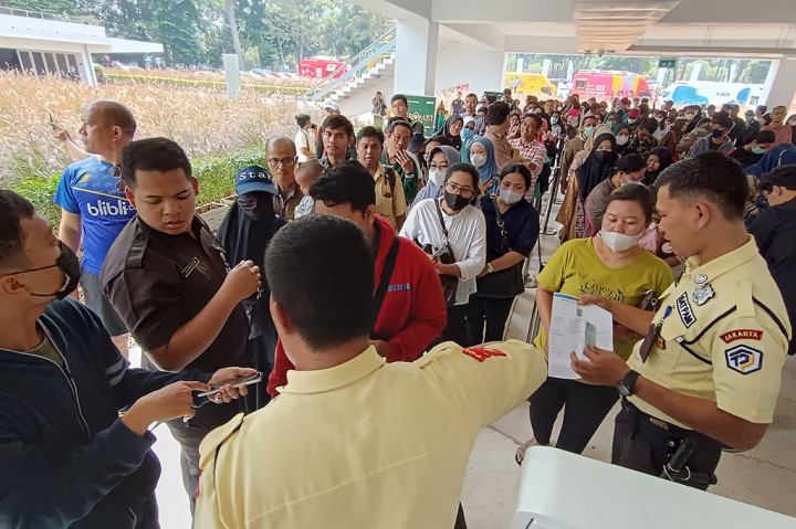 Kegiatan penukaran uang tersebut bertujuan untuk mendukung Hari Besar Keagamaan Nasional (HBKN) Idulfitri dengan memberikan kebahagiaan kepada masyarakat yang akan merayakan Idulfitri.