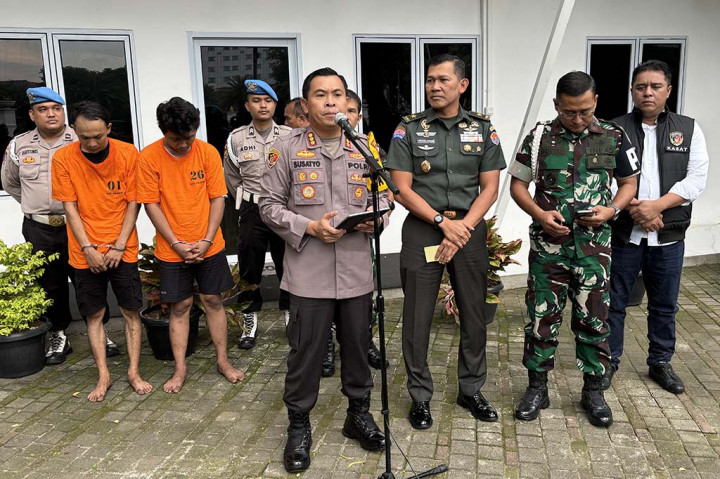 Komandan Polisi Militer Kodam Jaya (Danpomdam Jaya) Brigjen CPM Irsyad Hamdie Bey Anwar memastikan 14 anggota TNI tengah dilakukan pemeriksaan.