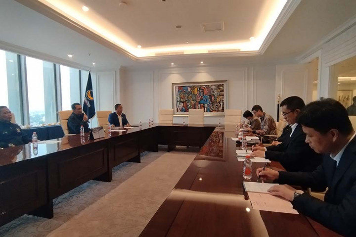 Ketua DPP Hubungan Internasional Partai NasDem Martin Manurung mengatakan, kerja sama pihaknya dengan Tiongkok selama ini berjalan dengan baik. Menurunya, delegasi media dari Tiongkok yang melakukan kunjungan kali ini ingin mengetahui lebih banyak persepsi publik Indonesia terhadap citra Tiongkok.