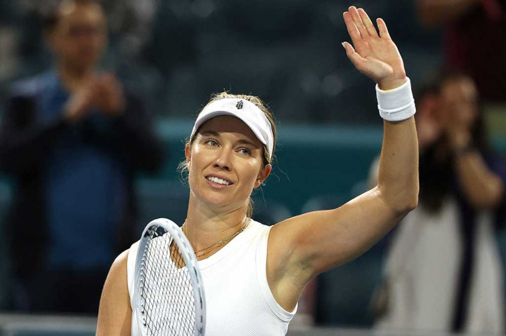 Collins, yang berencana untuk mengakhiri karier profesionalnya musim ini, akan menghadapi peringkat keempat Elena Rybakina di laga final.