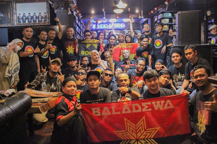 Selesai acara, para Baladewa menyempatkan waktu untuk memberikan tumpeng kepada Pentolan Grup Band Dewa 19, Ahmad Dhani di kediamannya yang tak jauh dari Wisma Dewa 19, sebagai bentuk ucapan selamat kepada Ahmad Dhani yang mana dirinya telah lolos ke kursi Senayan pada pemilihan umum 2024.